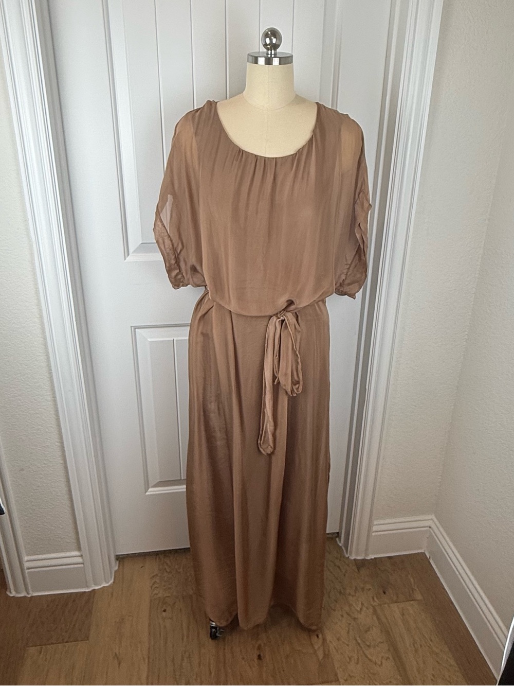 Meo Meli Silk taupe layered side slit dress Unique made in Italy